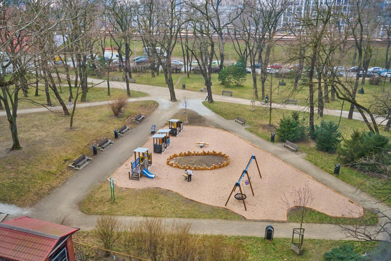 Apartments Wroclaw Legnicka By Noclegi Renters Esterno foto