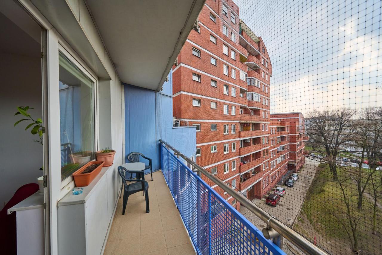 Apartments Wroclaw Legnicka By Noclegi Renters Esterno foto